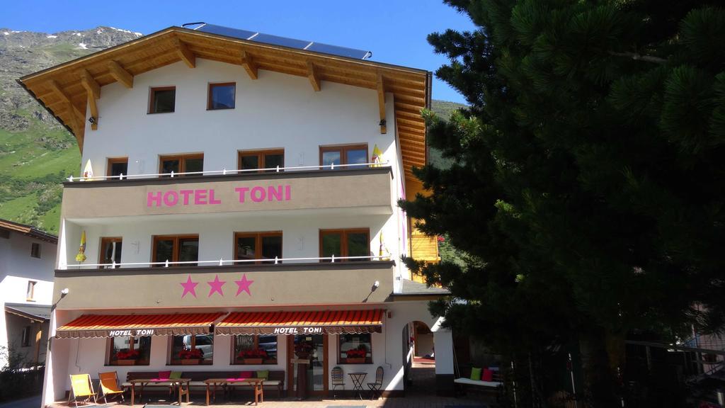 גלטור Hotel Toni מראה חיצוני תמונה